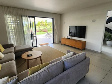 4 Bedroom Villa