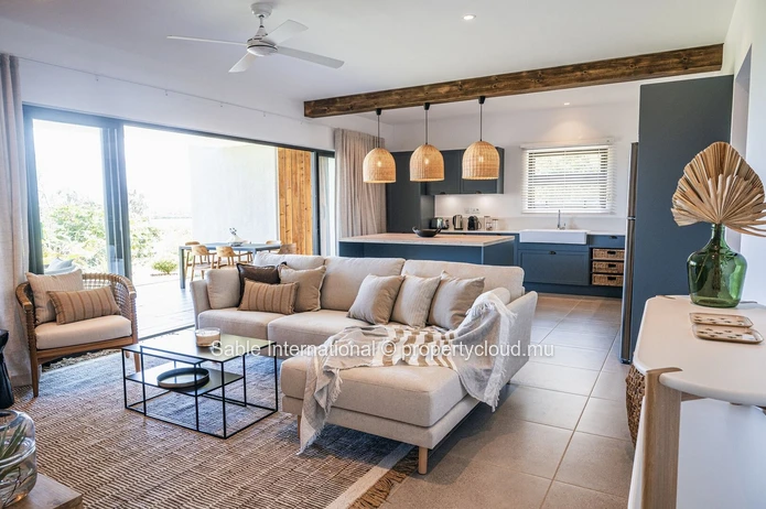 Luxurious G+2 Beachfront Apartment in Goodlands with Sea Views & Swimming Pool! Fully Furnished & Equipped, Close to ...
