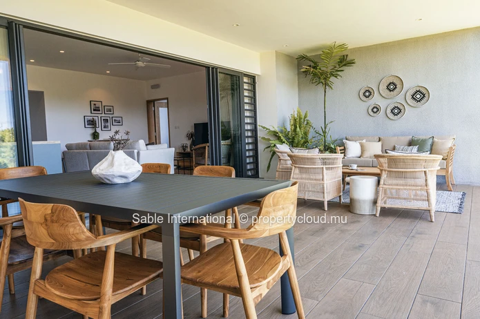 Appartement R+2 à vendre, Goodlands, Rivière du Rempart, 133m², 3 chambres, vue mer, meublé, piscine commune