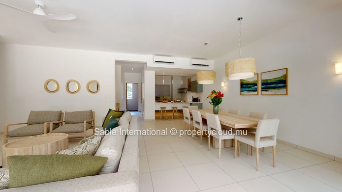 Appart R+2 à Péreybère, 143m², 3 chambres, piscine commune, accès mer, proche commodités