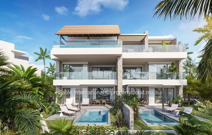 Luxury Apartment with Communal Pool in Flic en Flac - 136m² - 2 Bedrooms En Suite 