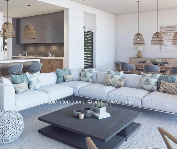 Penthouse à vendre à Rivière Noire, 470m², 3 chambres, piscine privée, vue mer et montagne. Proche des commodités.