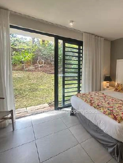 Stunning Villa PDS with Private Pool in Rivière Noire! 3 beds, furnished, close to amenities & golf course. Don't mis...