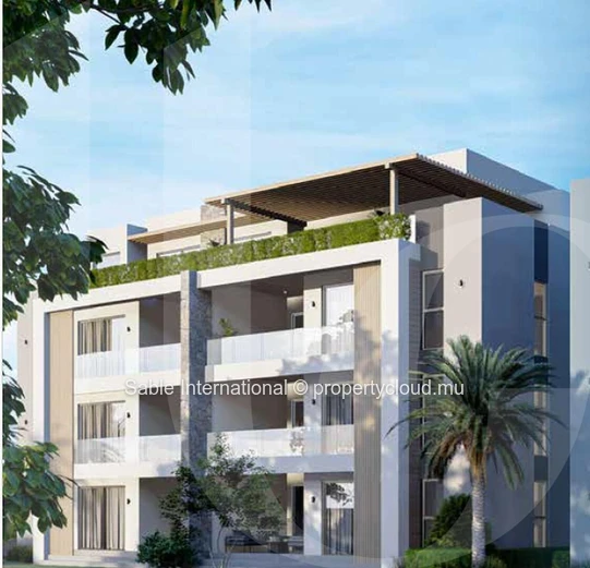 Luxury Péreybère Penthouse with Stunning Views, 257m² Living Space, Communal Pool, Close to Amenities