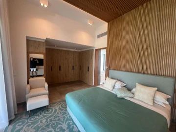 4 Bedroom Villa
