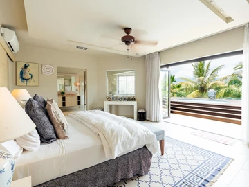 4 Bedroom Apartment
