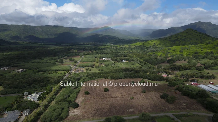Stunning Villa with Private Pool in Tamarin, Black River - 271m² Living Space, Mountain Views
