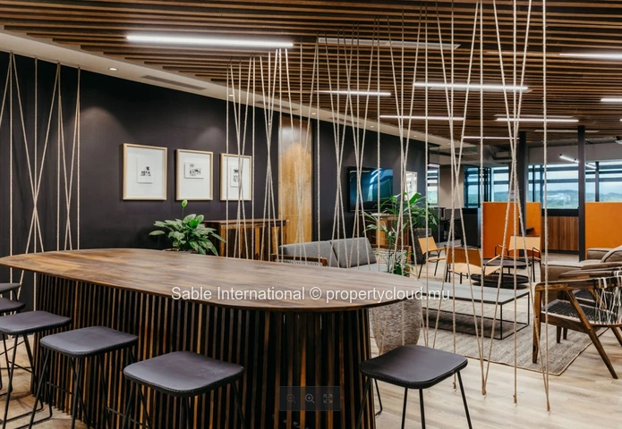 Prime AAA Grade Offices for Sale (1400 m²)