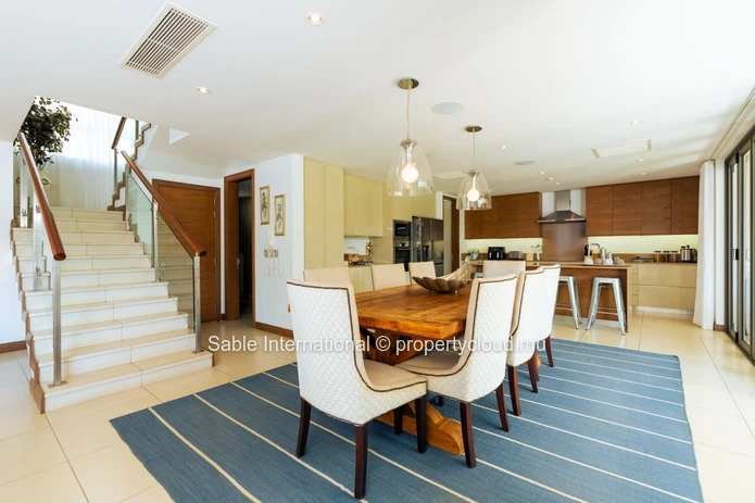 Luxurious Villa PDS with Private Pool and Stunning Sea Views in Péreybère! Close to Beach, Shops, and Golf Course. Fu...