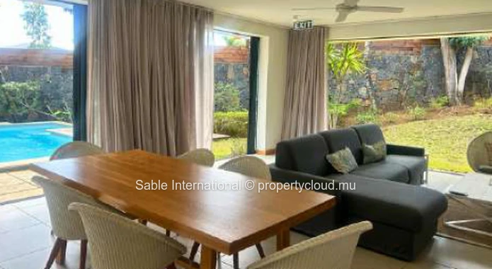 Stunning Villa PDS with Private Pool in Rivière Noire! 3 beds, furnished, close to amenities & golf course. Don't mis...