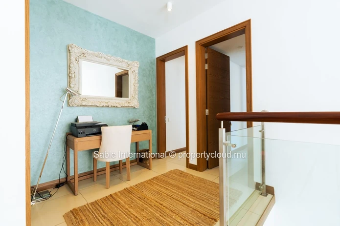 Luxurious Villa PDS with Private Pool and Stunning Sea Views in Péreybère! Close to Beach, Shops, and Golf Course. Fu...