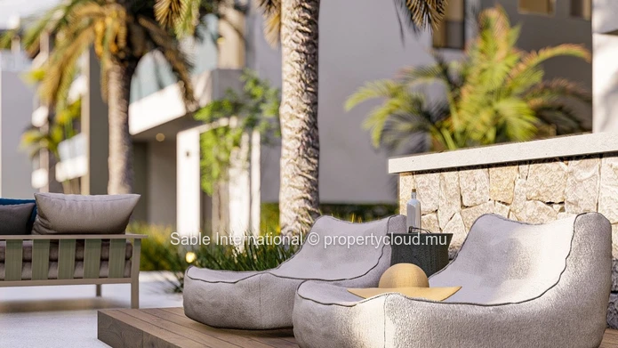 Luxurious Penthouse in Trou aux Biches with Communal Pool & Modern Amenities! 