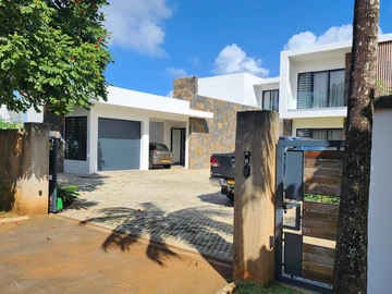 4 Bedroom Villa