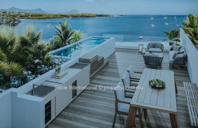 Luxurious Beachfront Penthouse with Stunning Sea Views in Rivière Noire