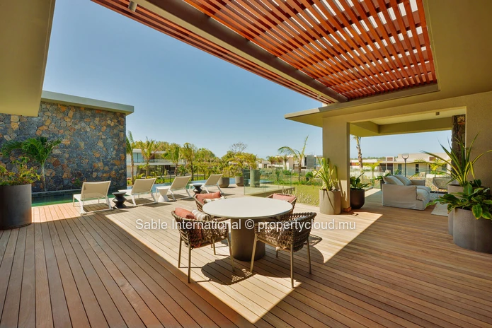 Luxury Smart City Villa with Sea Views in the East of Mauritius 