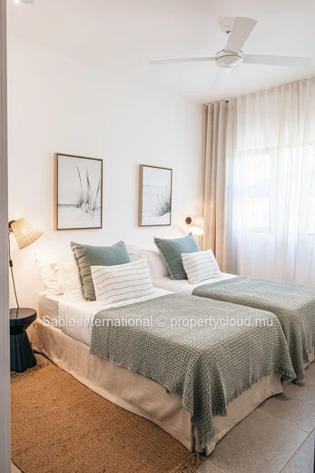 Luxurious G+2 Beachfront Apartment in Goodlands with Sea Views & Swimming Pool! Fully Furnished & Equipped, Close to ...