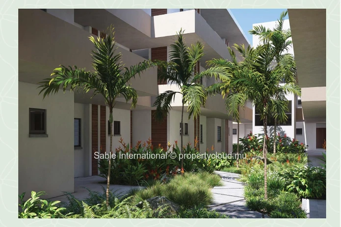 2 Bed Apartment in Roches Noires with Garden