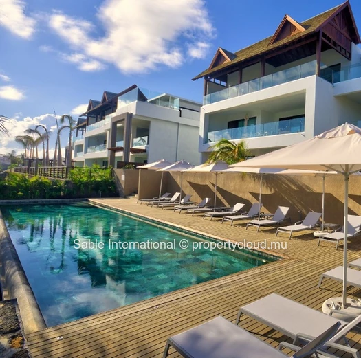 Stunning G+2 Apartment with Communal Pool in Grand Gaube - 191m² - Fully Furnished - Close to Amenities 