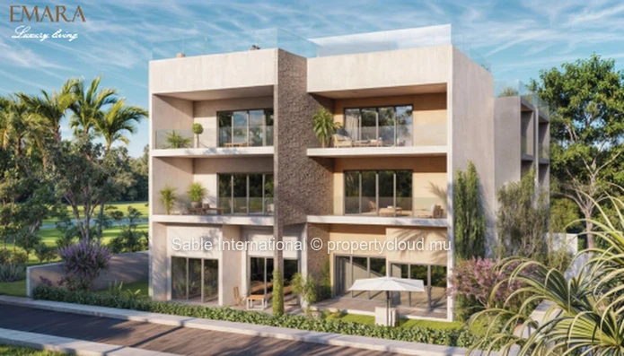 Luxurious 3-bedroom apartment in Péreybère with communal pool and rooftop access