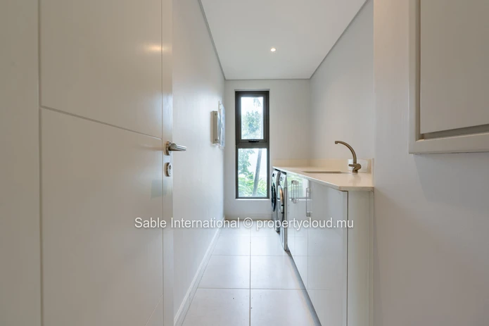 Appartement élégant avec piscine commune à Pointe aux Canonniers - Caractéristiques modernes, proche des commodités