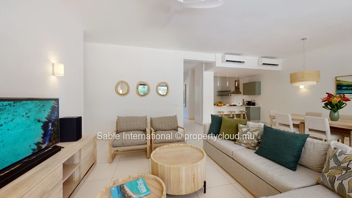 Appartement R+2 à vendre à Péreybère, 143m², 3 chambres, piscine commune, parking sécurisé, proche des commodités. Pr...