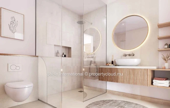 Appartement R+2 à vendre à Péreybère, 164m², 3 chambres, piscine commune, proche de la mer et des commodités.