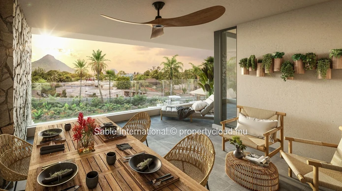 Luxurious Penthouse with Private Pool & Stunning Sea Views in Flic en Flac - 241m² 