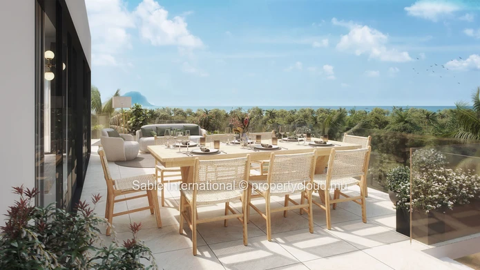 Appartement R+2 à vendre à Tamarin, Rivière Noire. 142m², 3 chambres, piscine commune, vue mer, proche commodités.