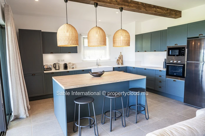 Appartement R+2 à vendre, Goodlands, Rivière du Rempart, 133m², 3 chambres, vue mer, meublé, piscine commune