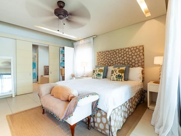 4 Bedroom Apartment