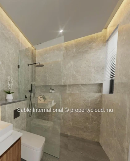 Luxury Penthouse with Private Pool in Trou aux Biches - 225m² Living Space - Close to Amenities - Fitness Room 