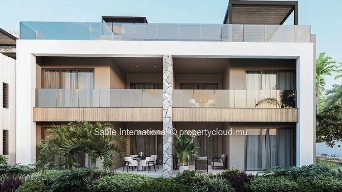 Penthouse R+2 224m², Tamarin - Rivière Noire, piscine privée, proximité écoles, bus, golf, hôpital, magasins.